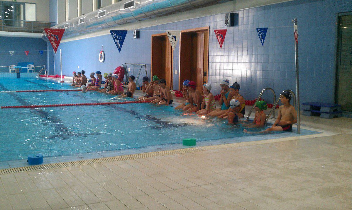 Photo report from the health camp in Portugal, Lisbon, project "HUG", rest in the pool.